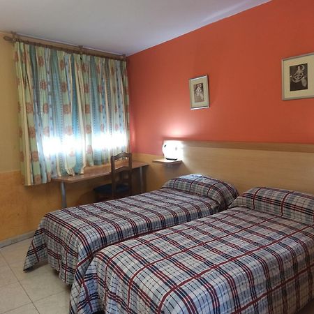 Alagón Hostal Restaurante Baraka מראה חיצוני תמונה