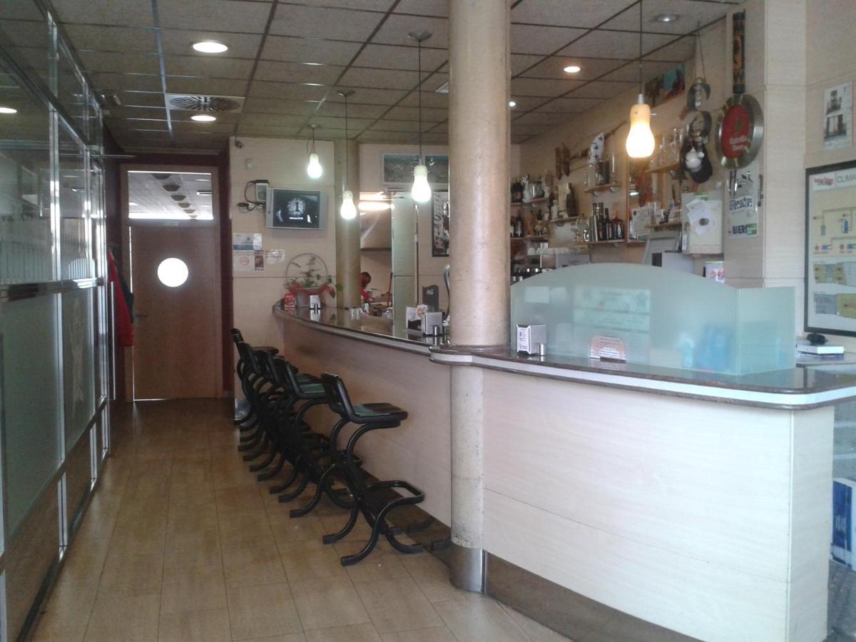 Alagón Hostal Restaurante Baraka מראה חיצוני תמונה