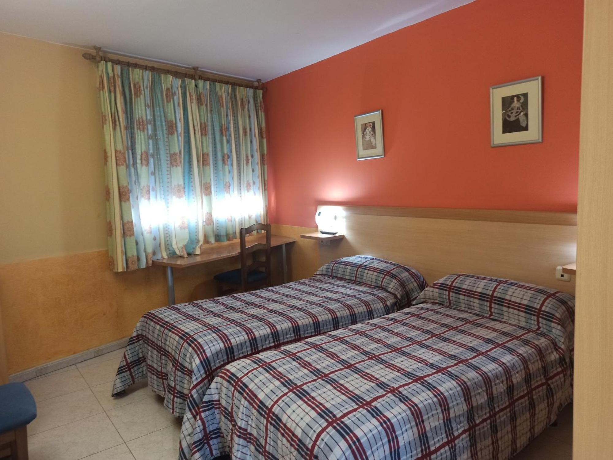 Alagón Hostal Restaurante Baraka מראה חיצוני תמונה
