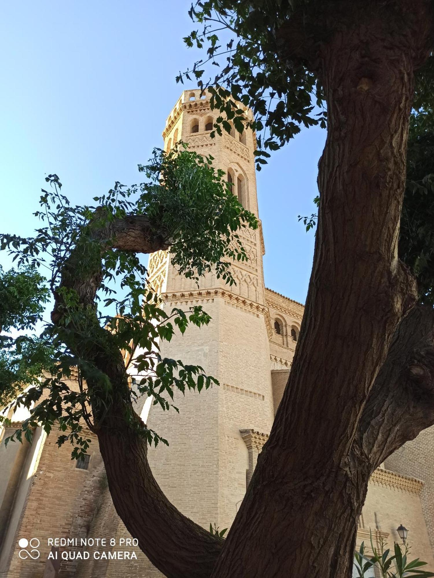 Alagón Hostal Restaurante Baraka מראה חיצוני תמונה